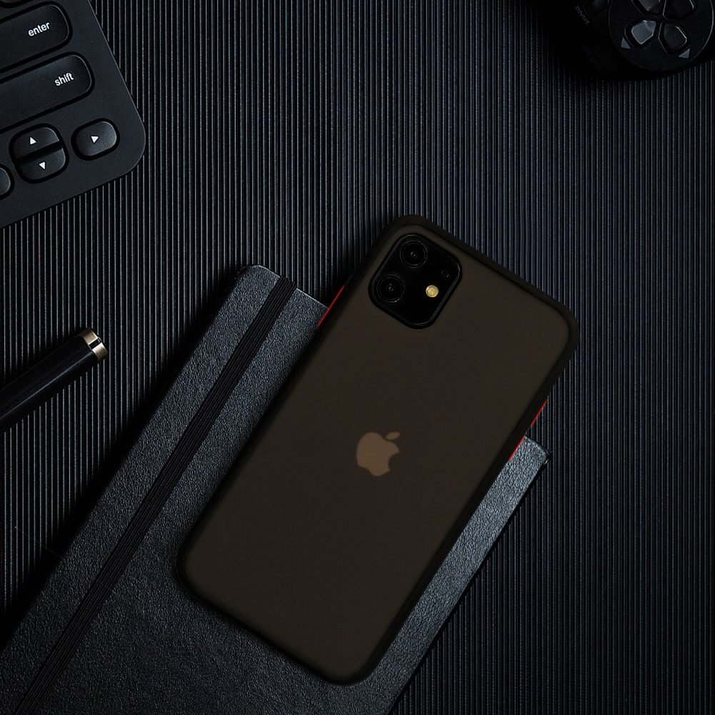 apple-iphone-11-61-vennus-color-button-hatlap-tok-fekete_6.jpg