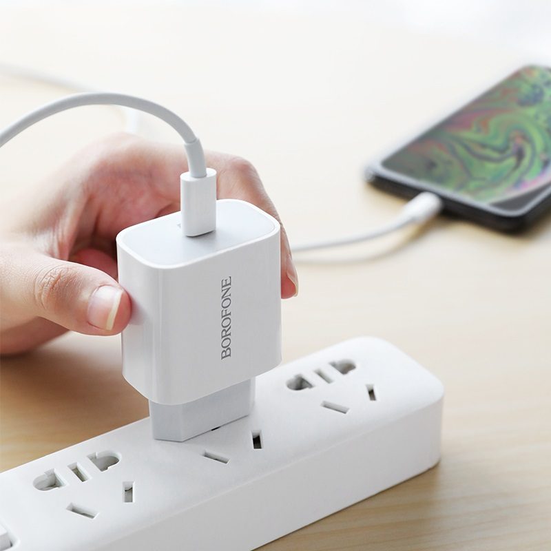 borofone-ba38a-pd-halozati-gyorstolto-lightning-kabel-max-18w-feher_2.jpg